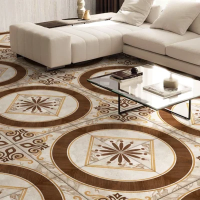Sala elegante con sillón en L color hueso y piso de cerámica madera Medallo, colección Ecos de Cerámicos Gala